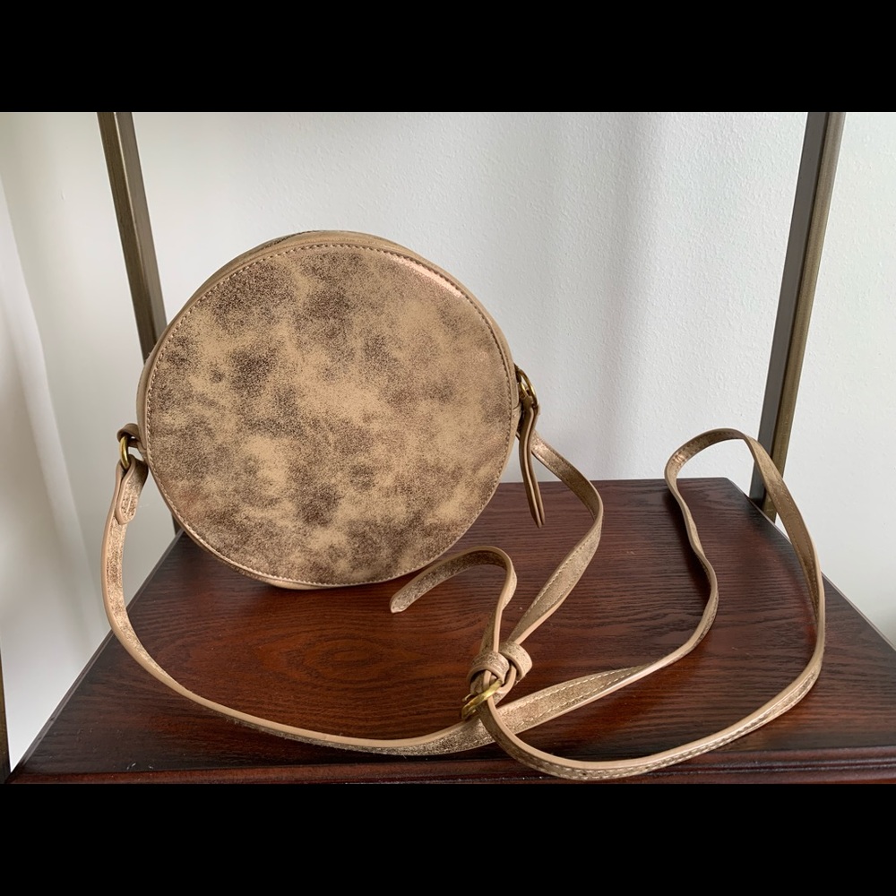Universal Thread Crossbody Bag